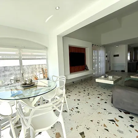 Villa & Enjoy